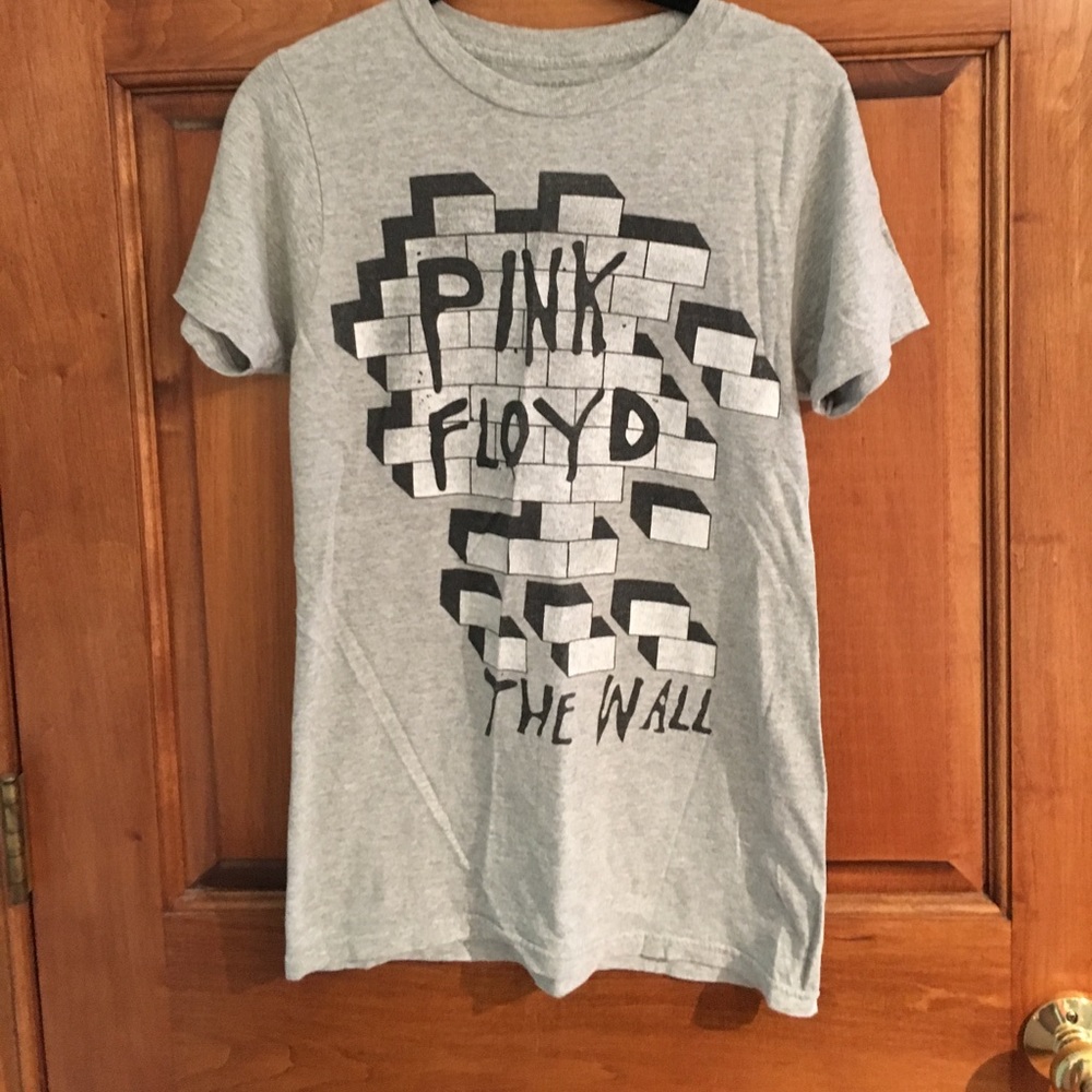 Grey Pink Floyd “The Wall” Tee (Hot Topic)