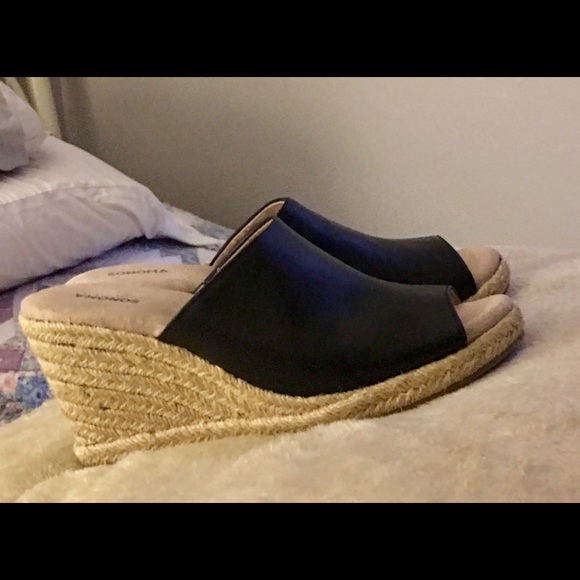 Sz 7 Sonoma black wedge slip on sandals WORN ONCE - Picture 4 of 5