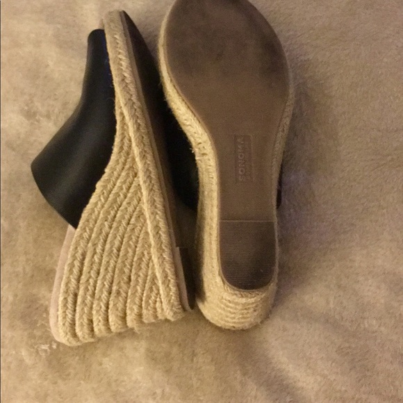 Sz 7 Sonoma black wedge slip on sandals WORN ONCE - Picture 5 of 5