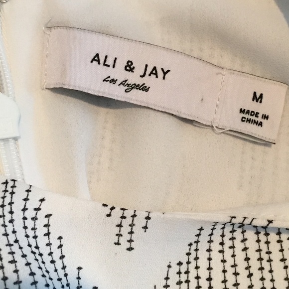 ALI & JAY dress - Picture 5 of 8