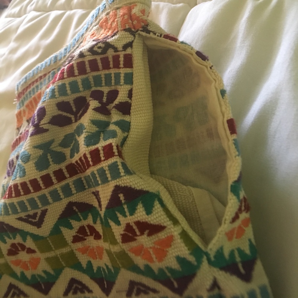 Embroidered Shorts - Picture 3 of 6