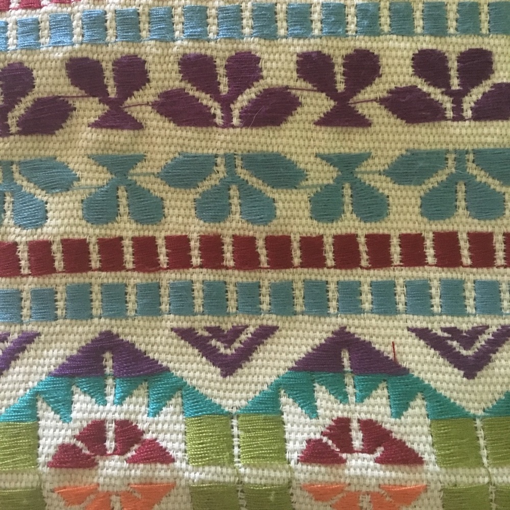 Embroidered Shorts - Picture 6 of 6