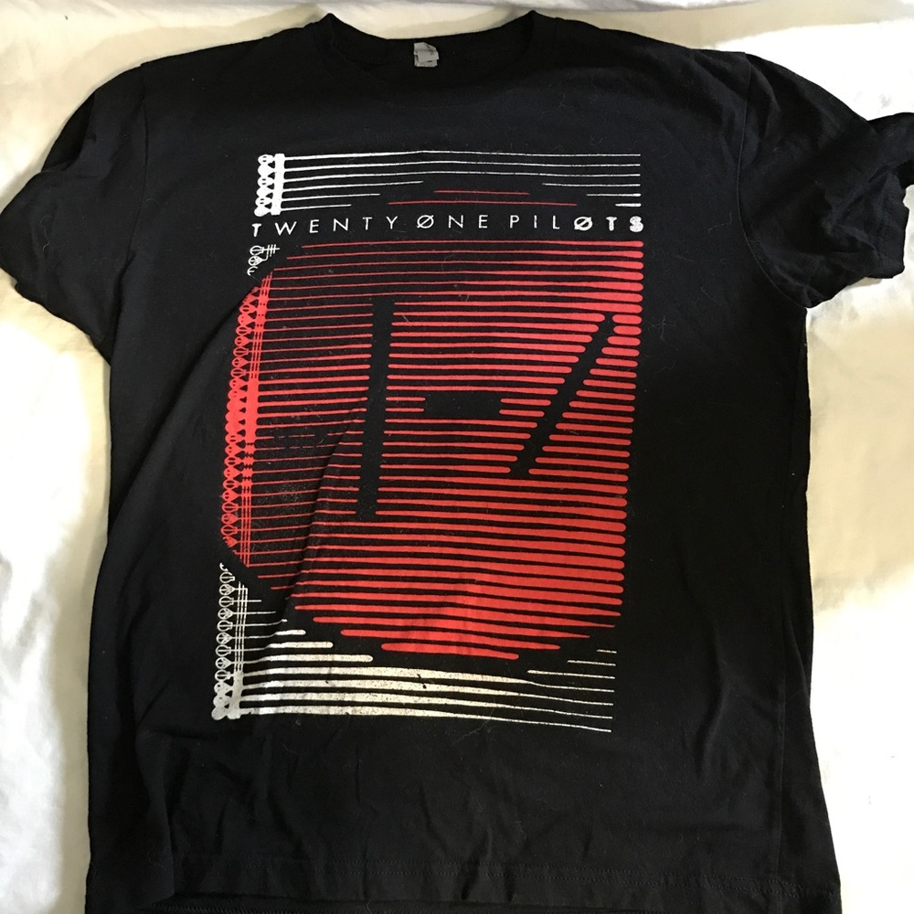 Twenty one pilots band tee