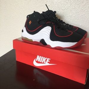 NIKE AIR PENNY 2 (GS) 6Y SAME AS WOMEN 7.5
