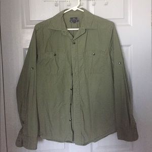 Slim fit Gap green shirt