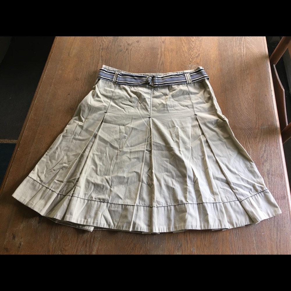 Tan pleated skirt