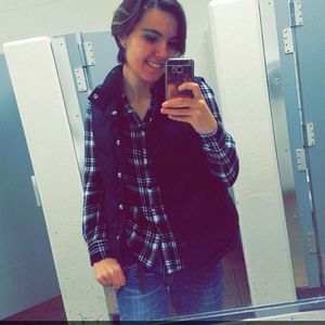 Meet your Posher, Clara