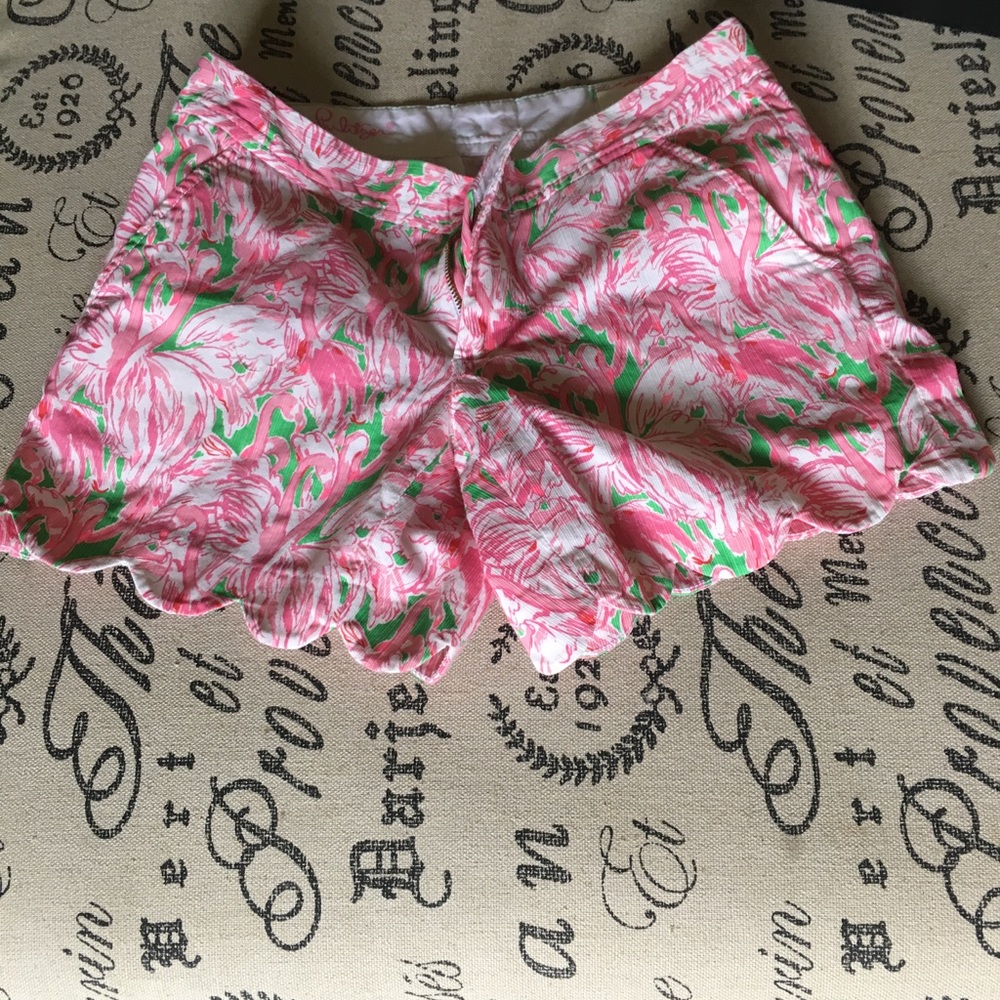 Lilly Pulitzer shorts the buttercup