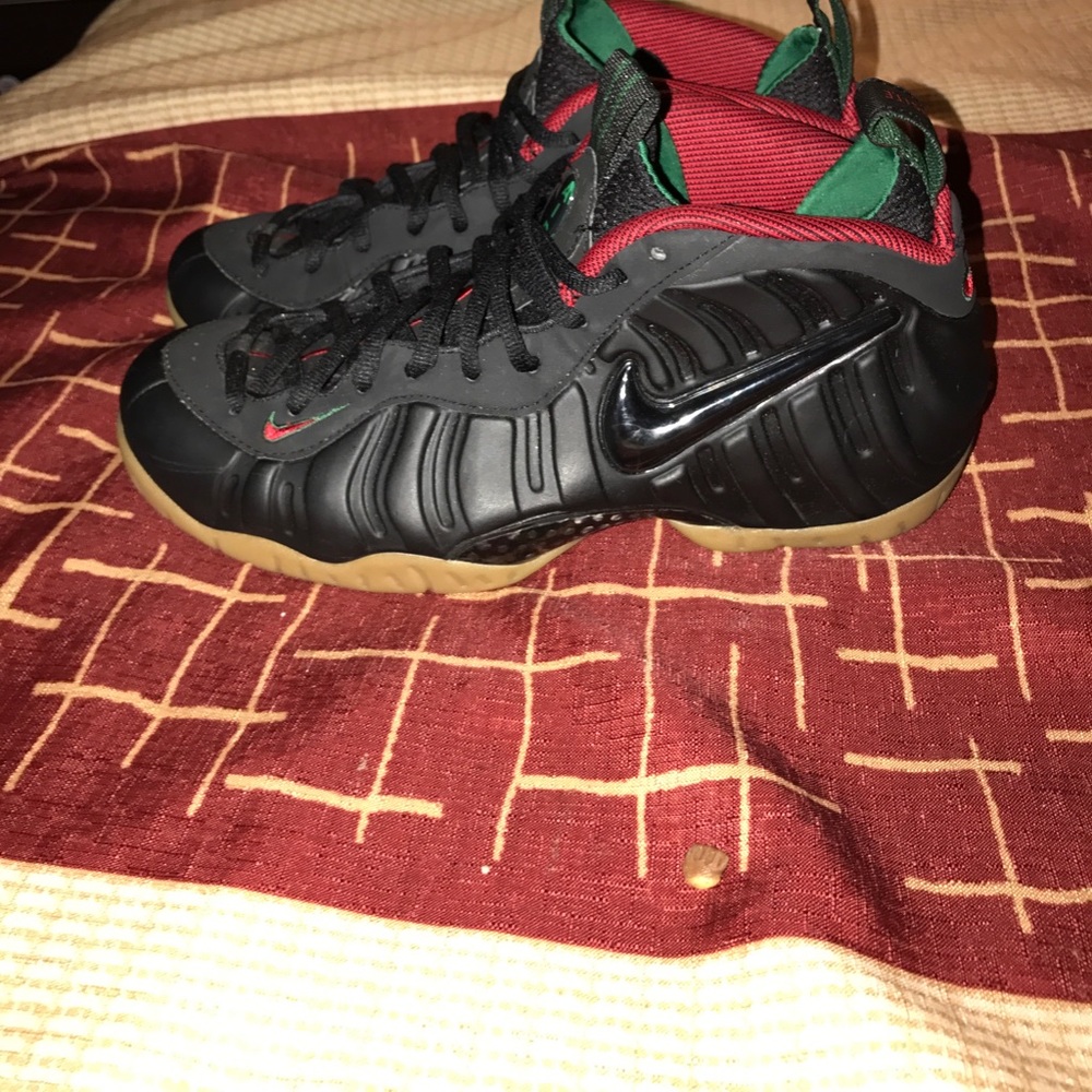Gucci black foamposites size 9.5 like new