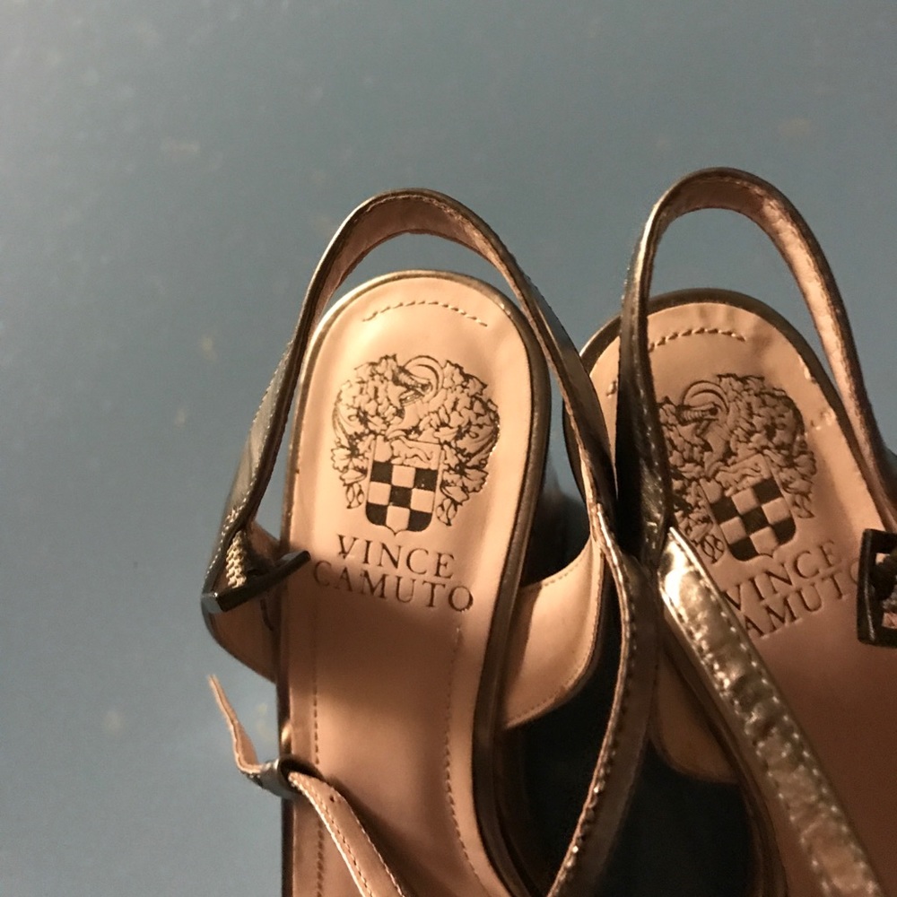 Gorgeous Vince Camuto bling shoes❣️