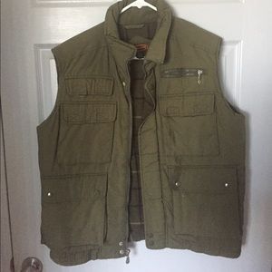 Green Vest - fishermen