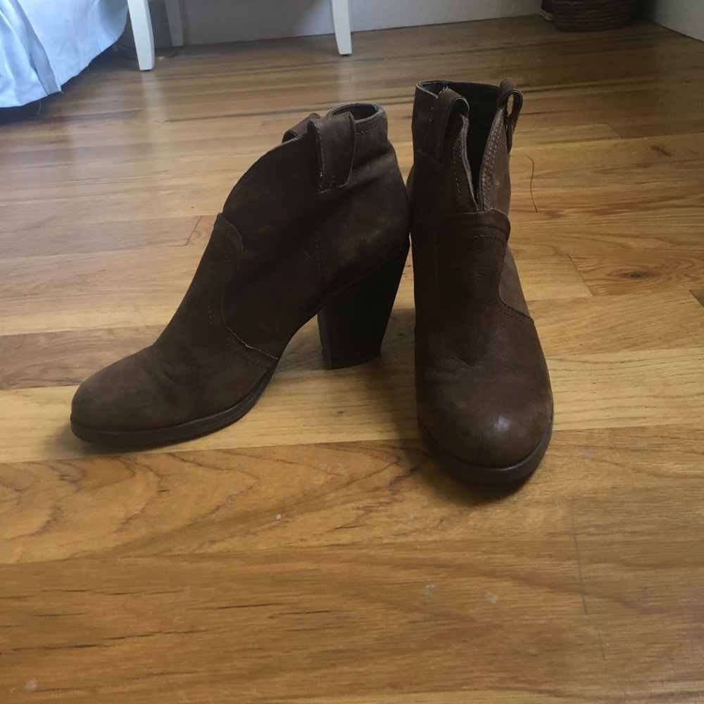 Vince Camuto brown booties