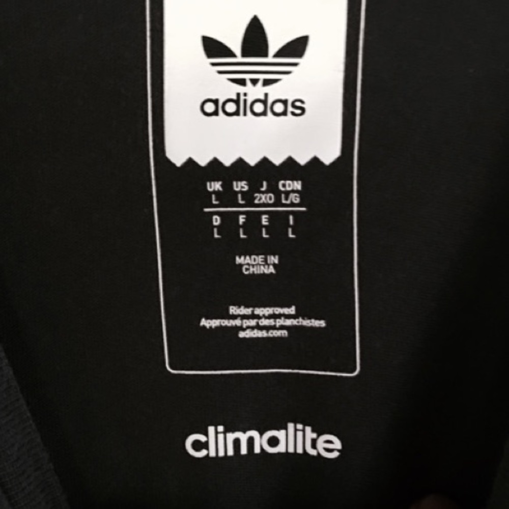 🎉SALE🎉Adidas Originals Climalite Shirt - Picture 4 of 4