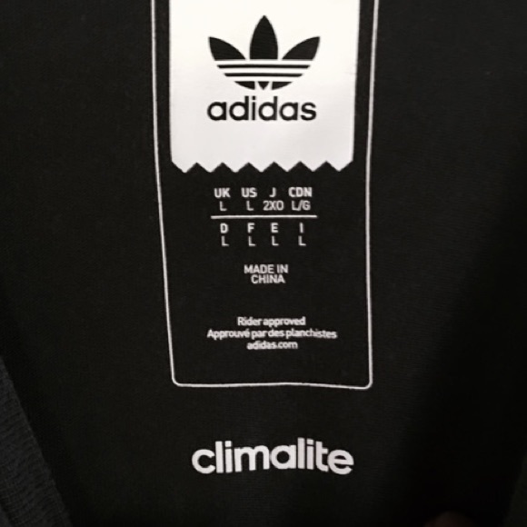 🎉SALE🎉Adidas Originals Climalite Shirt - Picture 4 of 4