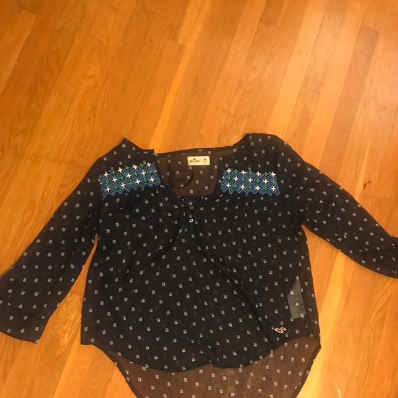 Hollister Blouse- Women's Medium - Picture 7 of 7