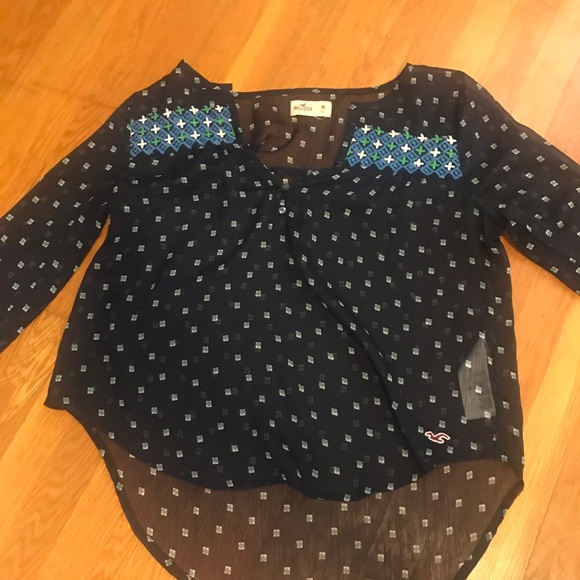 Hollister Blouse- Women's Medium - Picture 3 of 7