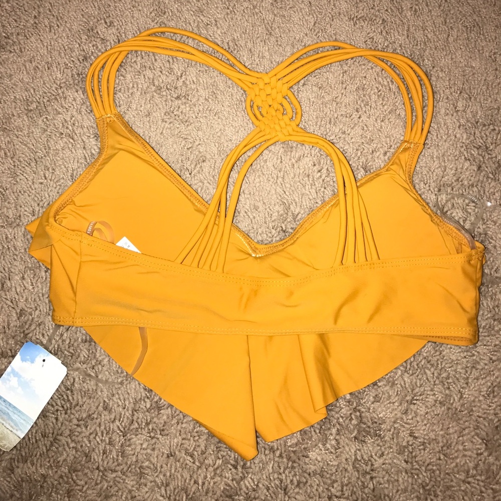 Bikini - Picture 5 of 6