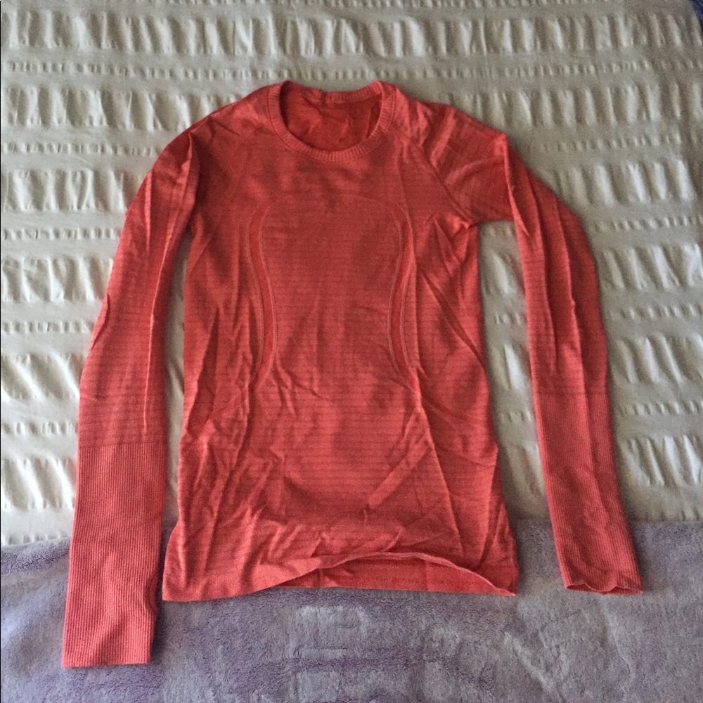 Lululemon Swiftly Tech Long Sleeve Crew