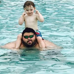 Meet your Posher, Christopher