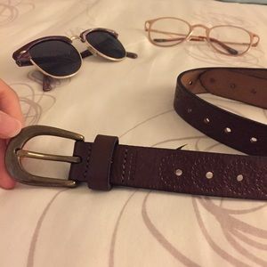 Fossil Brown Floral Embroidered Belt