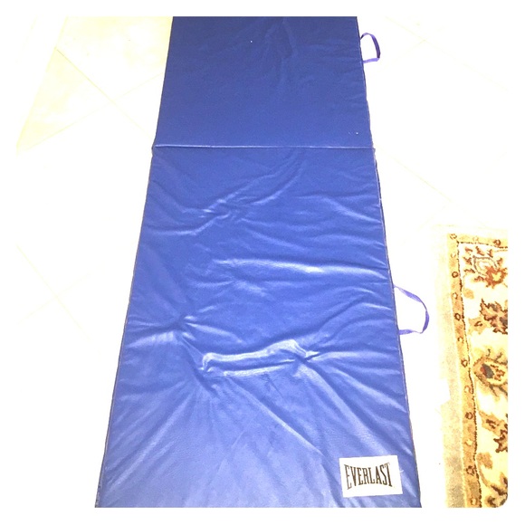 Everlast Training Mat 🎉SALE🎊 - Picture 2 of 5