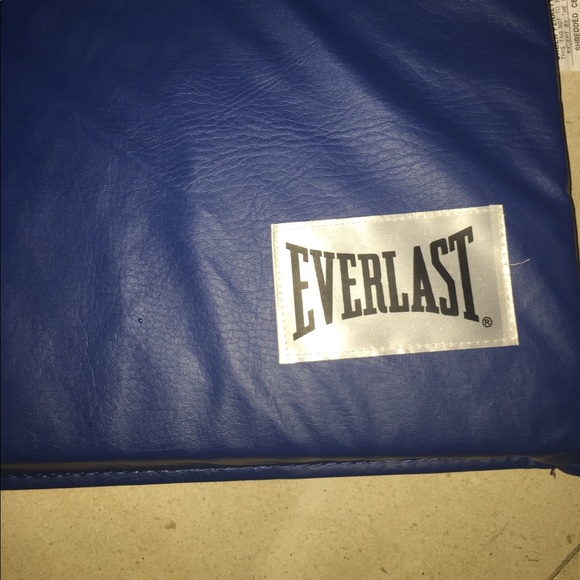 Everlast Training Mat 🎉SALE🎊 - Picture 3 of 5