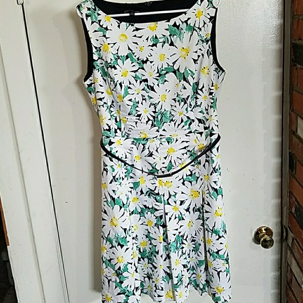 Daisy dress