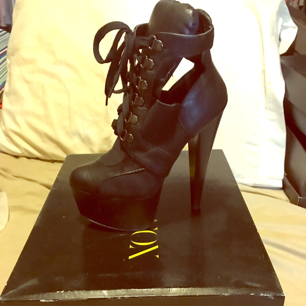 Black Booties Shoes