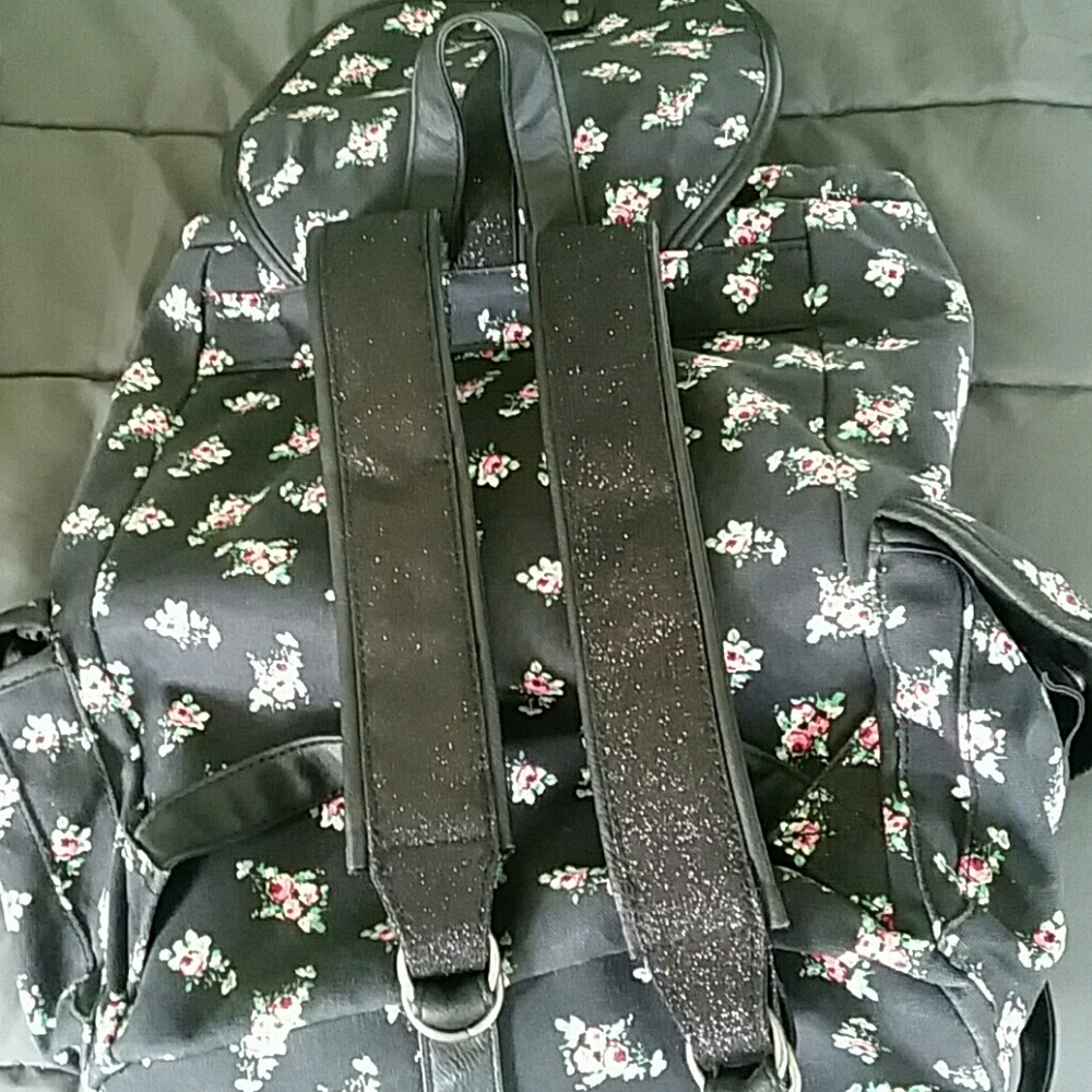 Floral backpack - Picture 2 of 3