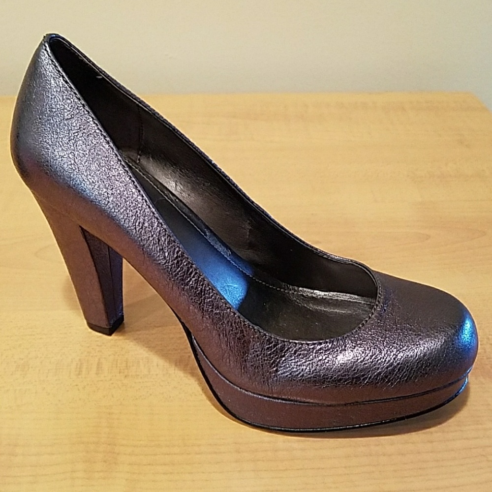 Calvin Klein Scarlet Pump