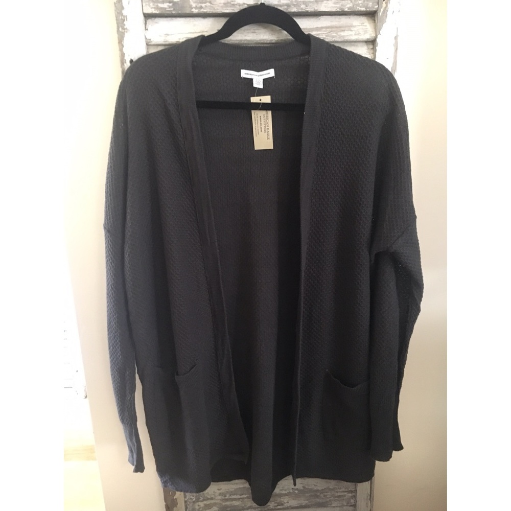 American Eagle Gray Knit Cardi 🍁🍂