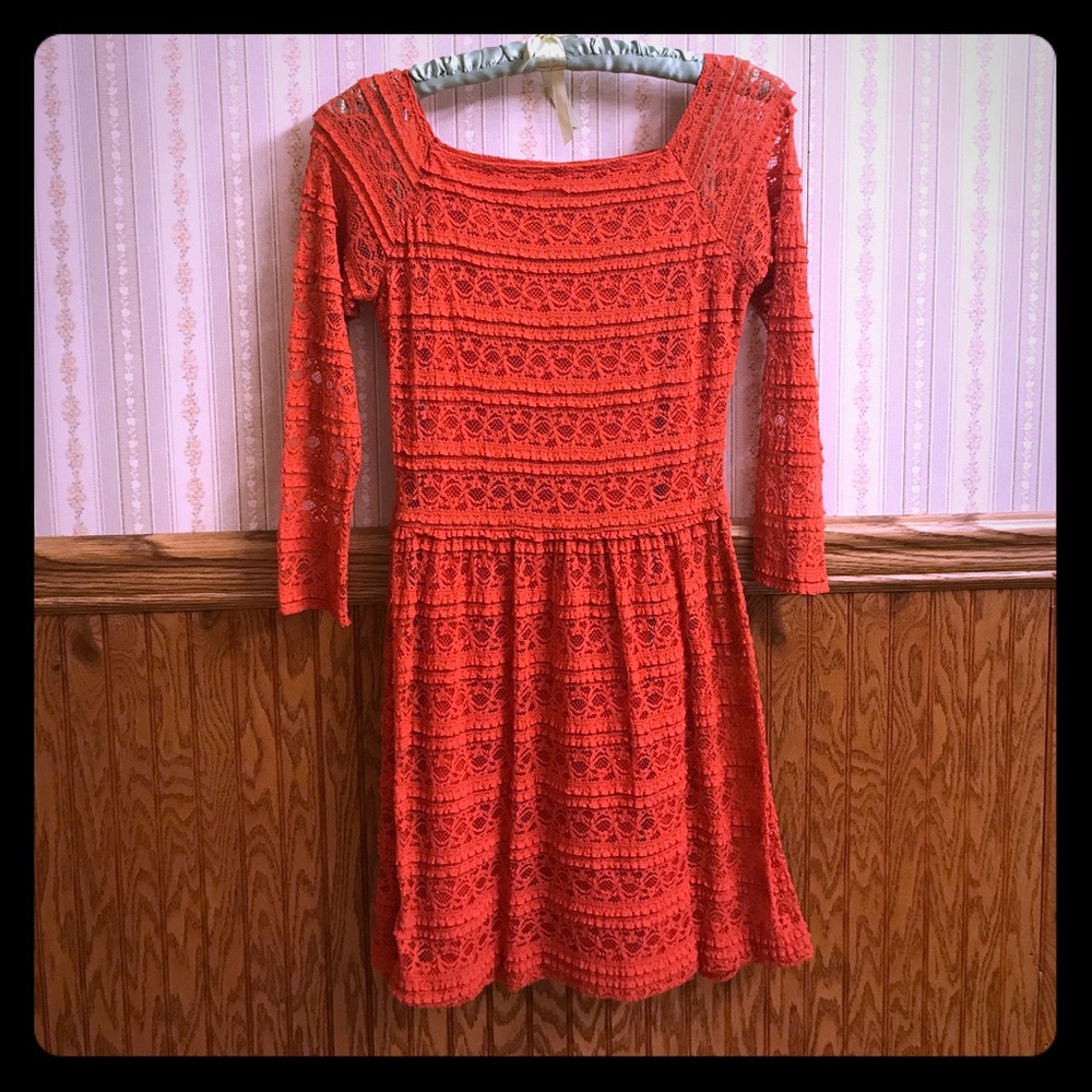 ☀️Burnt Orange Chelsea & Violet Lace Dress