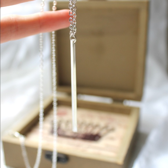 🔥LAST ONE!🔥Silver Bar Necklace and Chain - Picture 3 of 7