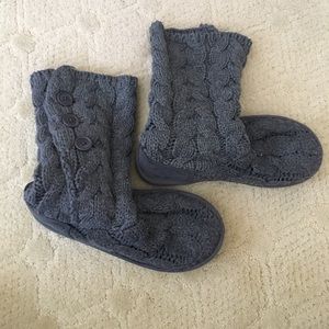 Knit boots