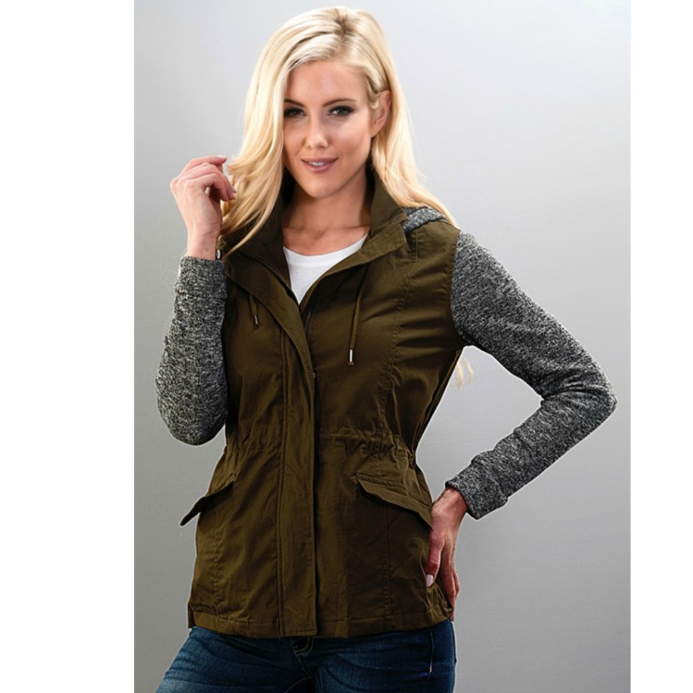 Olive lightweight Hooded Jacket - Picture 2 of 7
