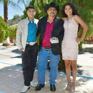 Meet your Posher, Luis