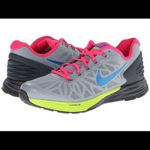 NEW Nike Lunarglide size 6.5 y(fits size 8 womens)