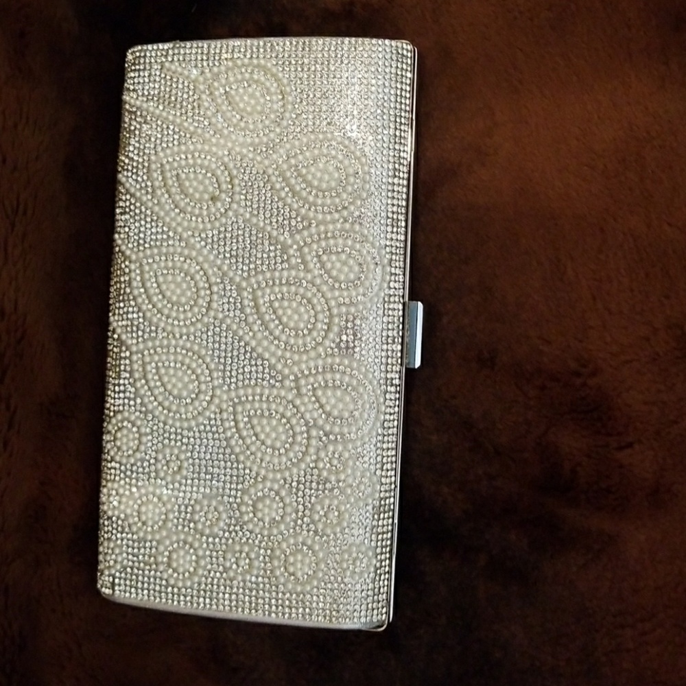 Pearl  Clutch****SOLD****