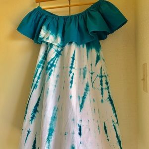 Tie dye open shoulder mini dress.