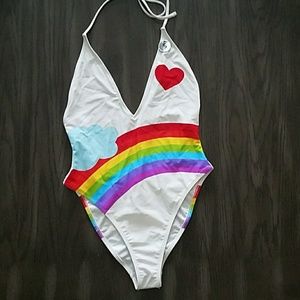 One-piece bathing suit