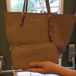 Michael Kors "Jet Set" purse and wallet