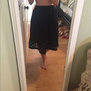 Black gap skirt