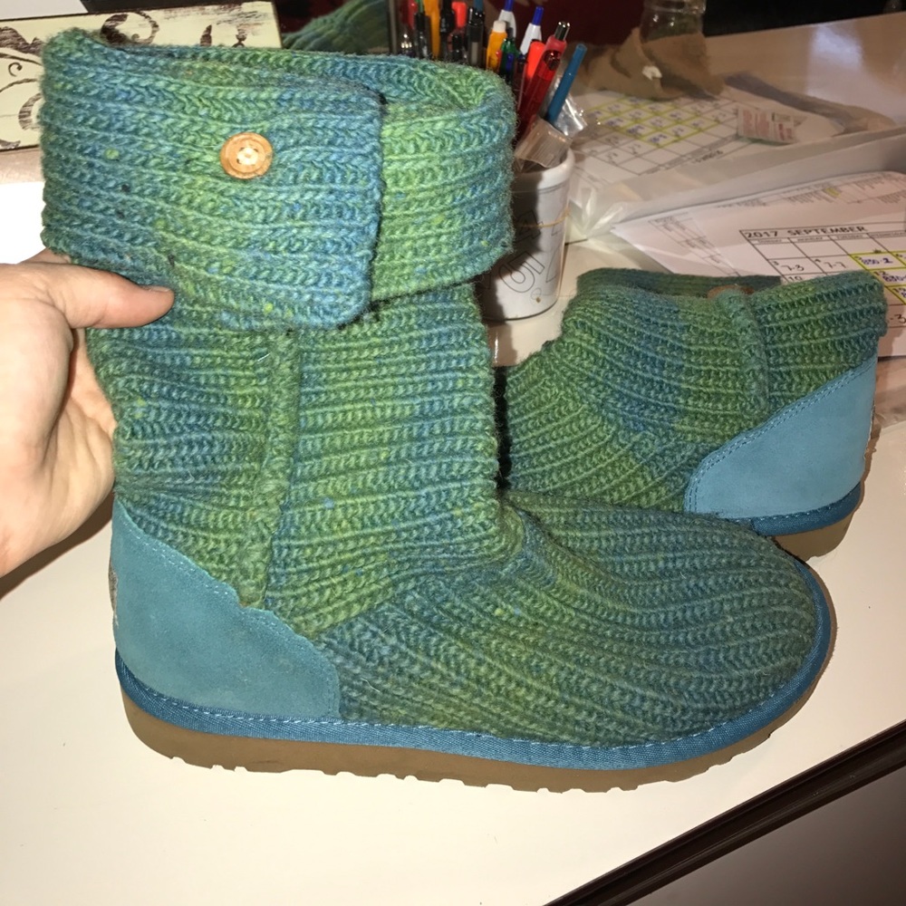 Knitted tall UGGS