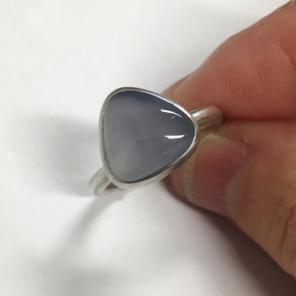 Trillion Lavender Chalcedony Sterling Silver Ring - Picture 4 of 8