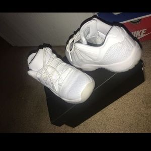 Jordan 11s
