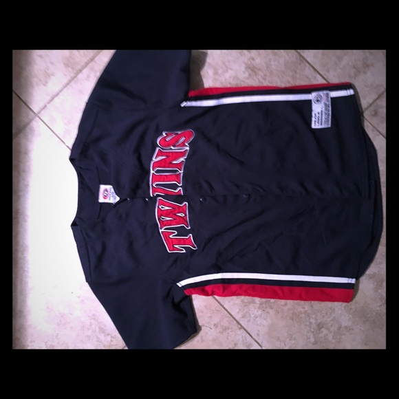 MLB Twins Jersey - Picture 1 of 4