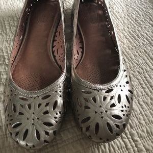 BRAND NEW! Corso Como flats