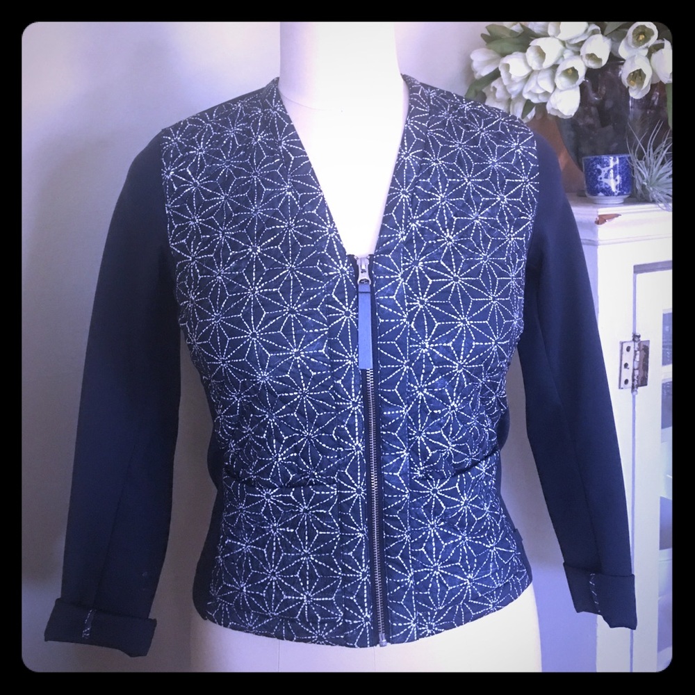 Lululemon asian sporty blazer