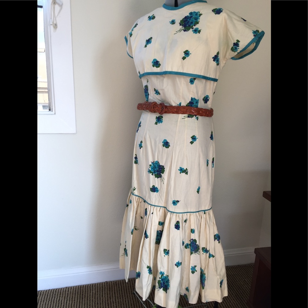 Vintage floral blue & cream dress