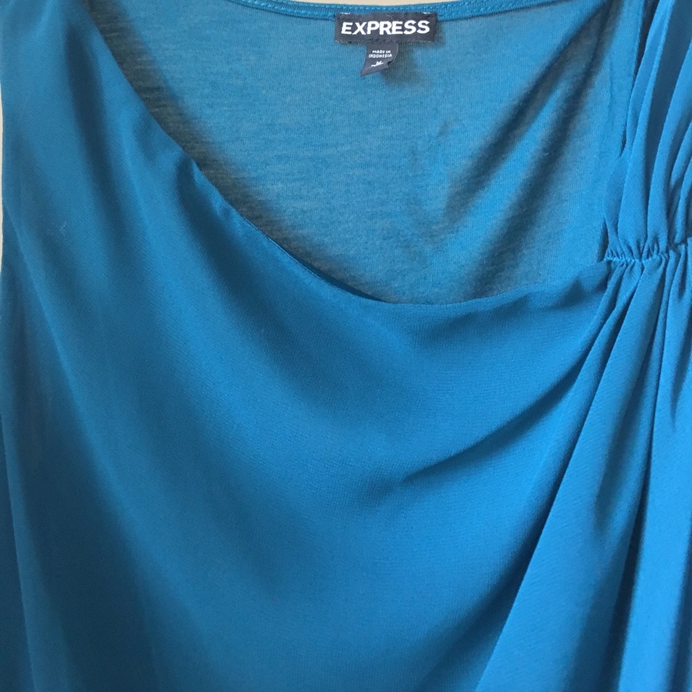 Express Top, Size M.